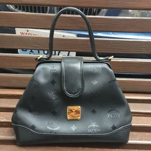 Vintage MCM München sm convertible handbag